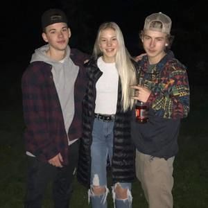 Meet your Posher, Adam